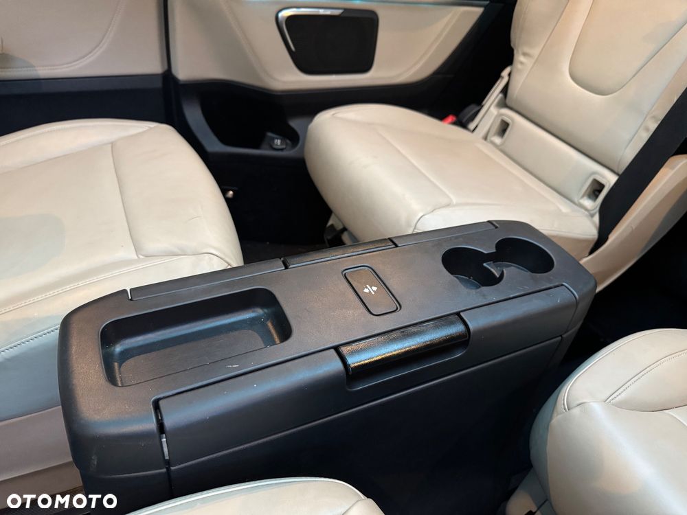Mercedes-Benz Klasa V 250 d 4-Matic Avantgarde 7G-Tronic (ekstra d³) - 14