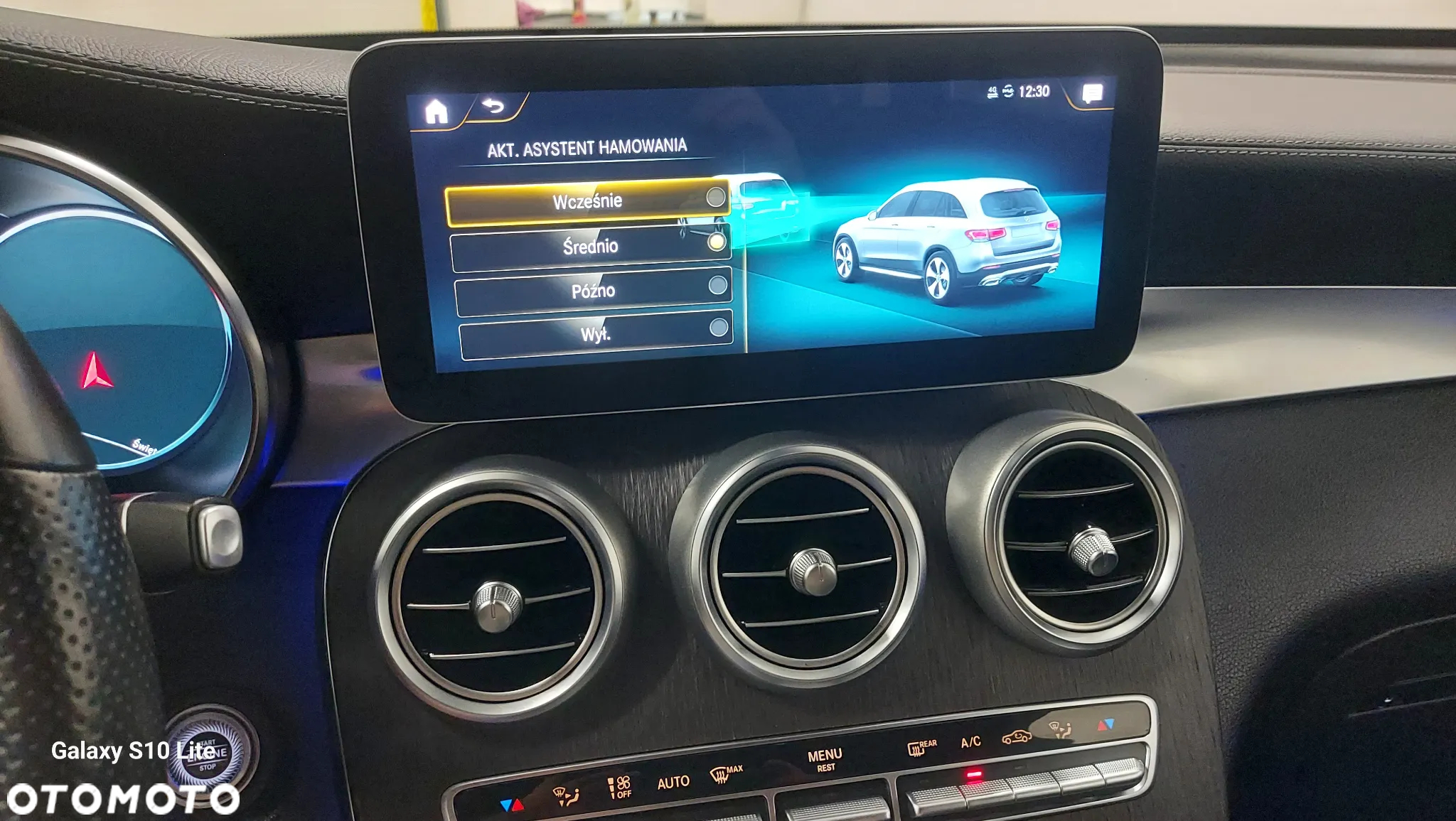 Mercedes-Benz GLC 220 d 4Matic 9G-TRONIC AMG Line Plus - 30