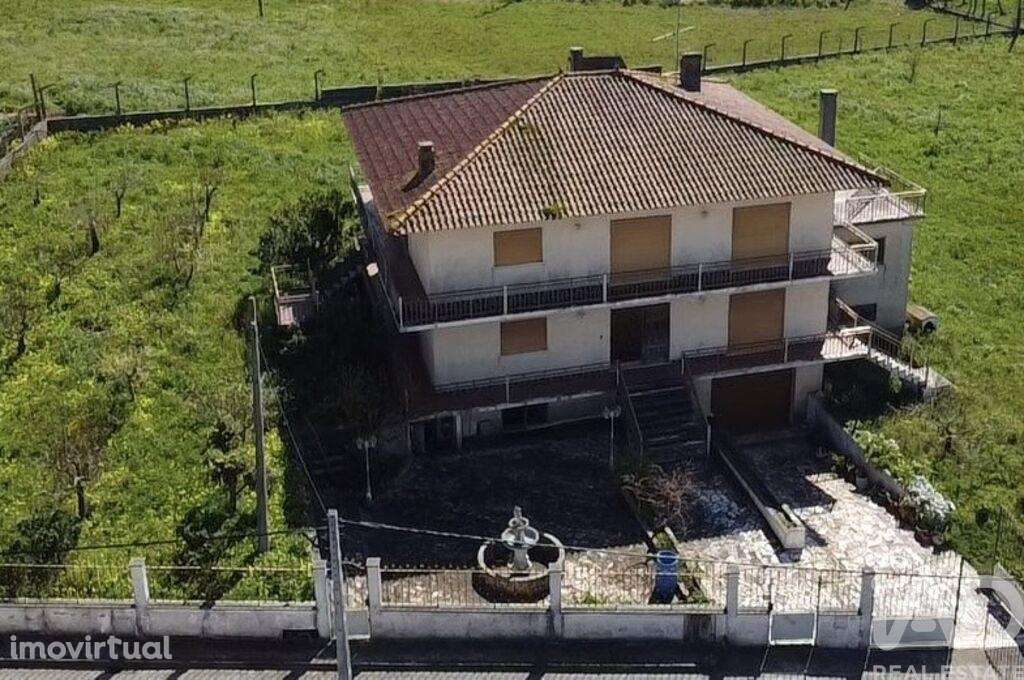 Casa / Villa em Porto de Mós - São João Baptista e São Pedro - Grande imagem: 2/23