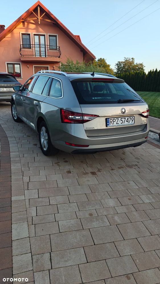 Skoda Superb 1.8 TSI Ambition - 5