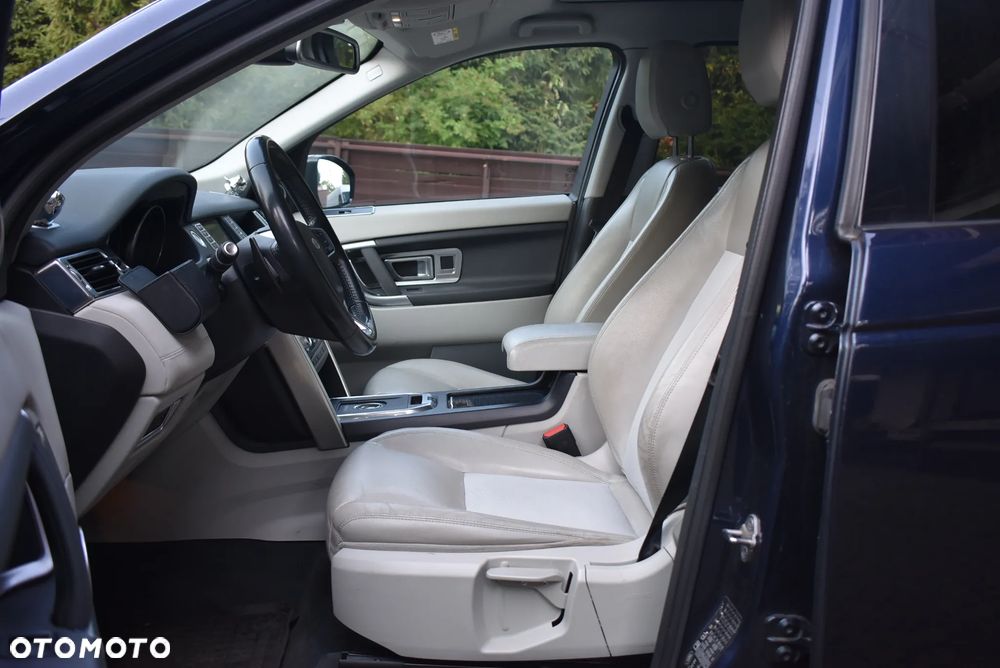 Land Rover Discovery Sport - 14