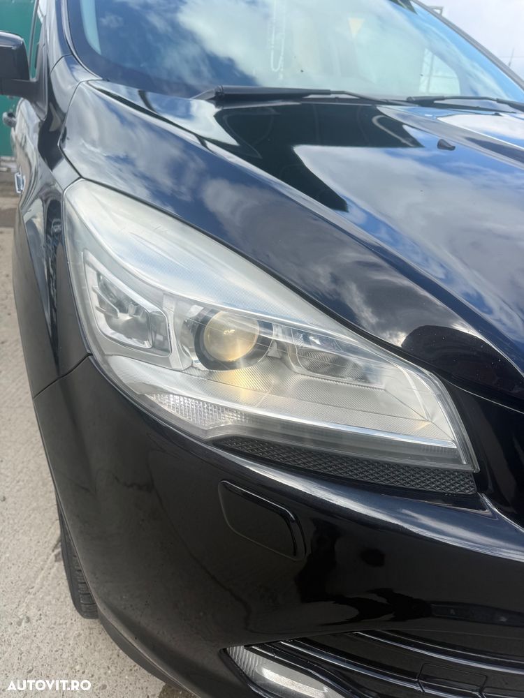 Ford Kuga 2.0 TDCi 4x4 Aut. Titanium - 12