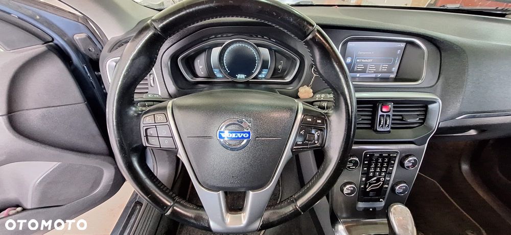 Volvo V40 D2 Base - 8
