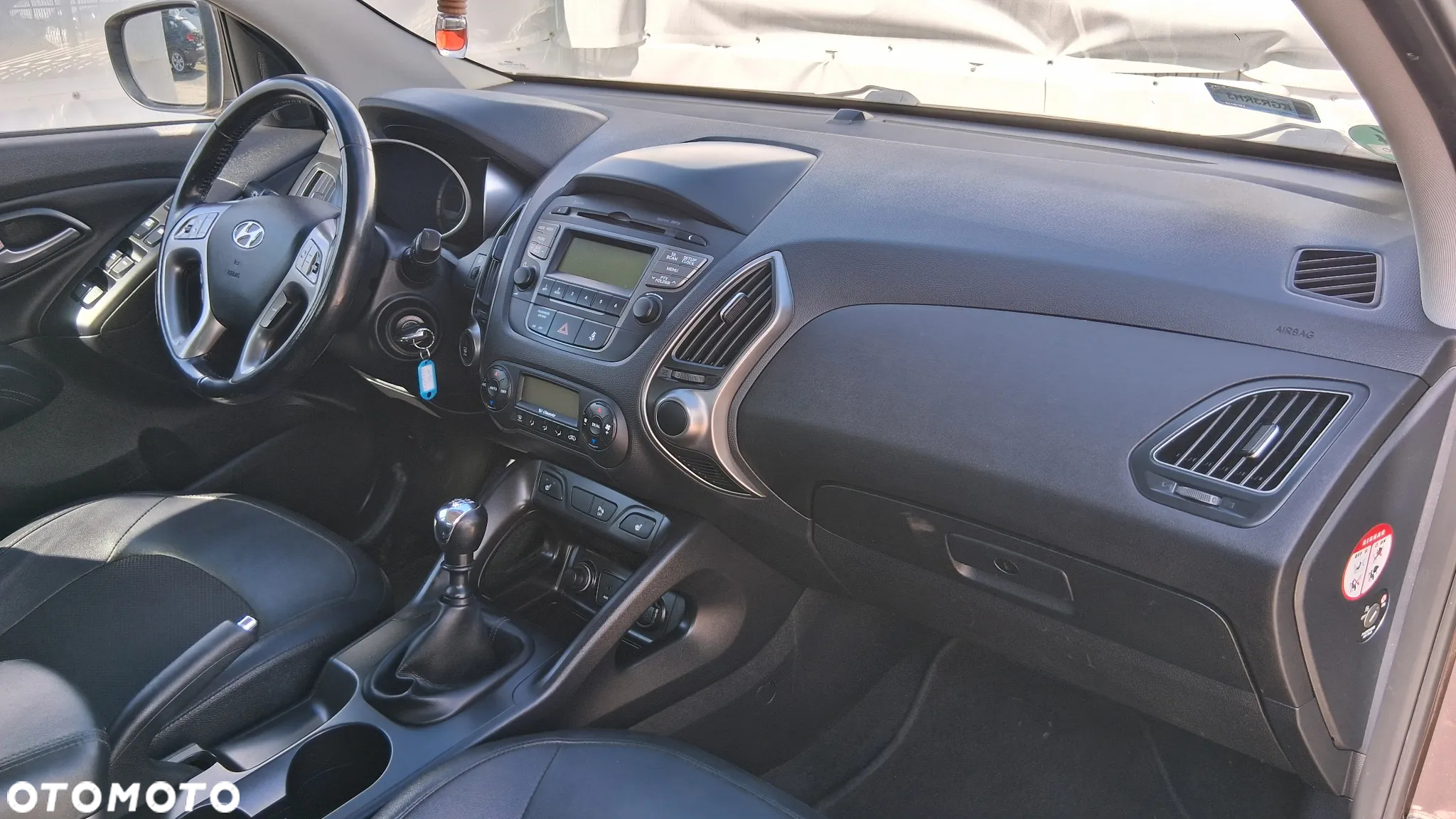 Hyundai ix35 1.6 2WD Fifa World Cup Edition - 16