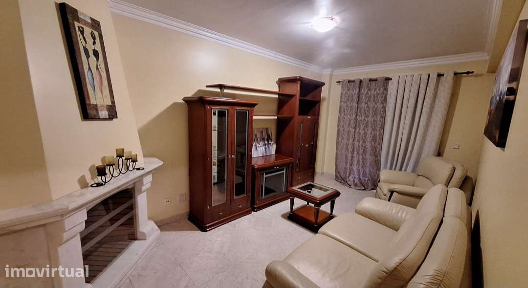 Apartamento T2 como Novo, totalmente equipado e mobilado no Carregado - Grande imagem: 3/10