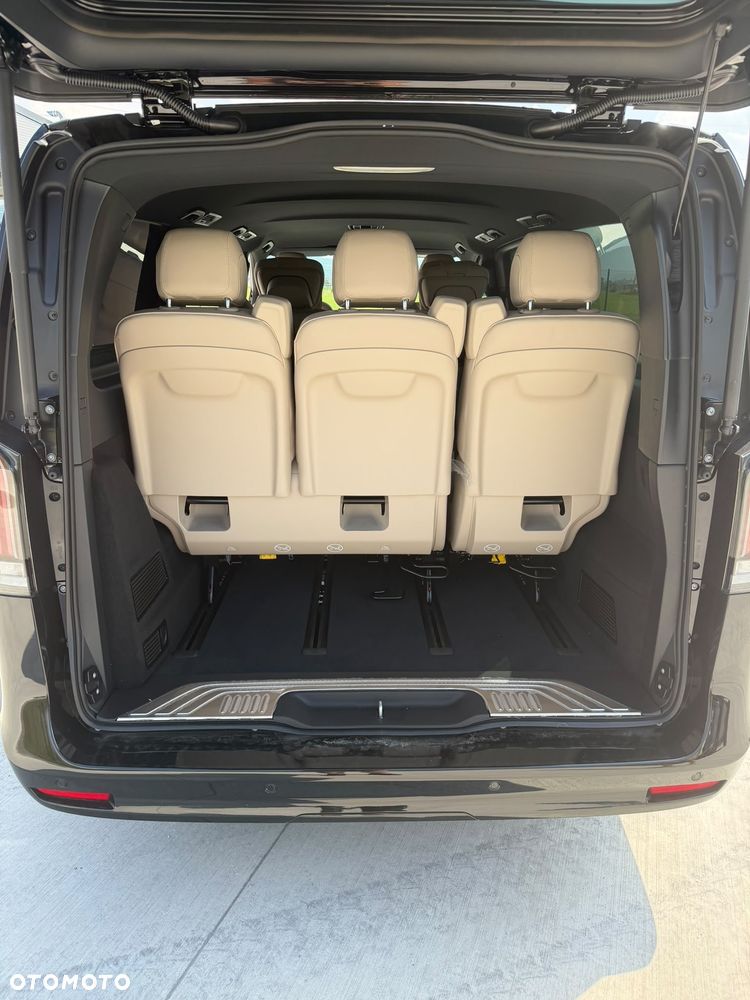 Mercedes-Benz Klasa V 300 d 4-Matic Exclusive 9G-Tronic (d³ugi) - 8