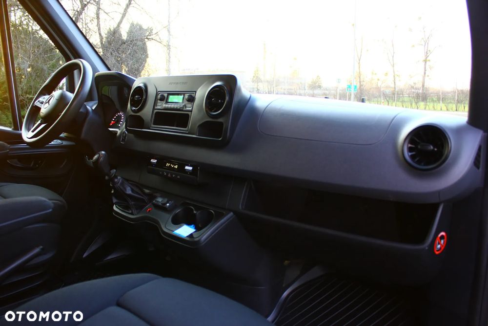 Mercedes-Benz SPRINTER 3.0 CDI V6 190KM BRYGADÓWKA ZABUDOWA WARSZTATOWA WEBASTO KAMERA - 24