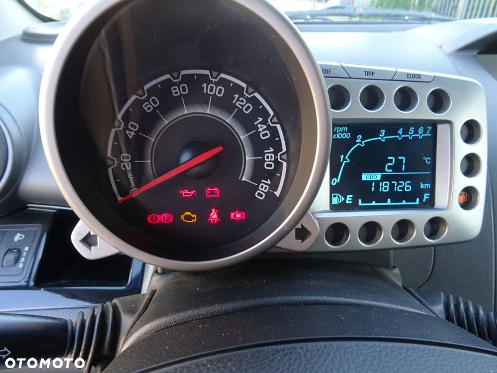 Chevrolet Spark - 10