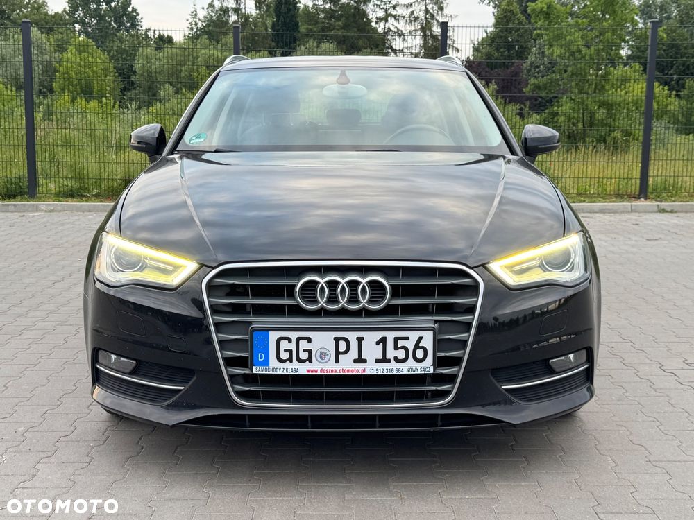 Audi A3 Sportback 1.6 TDI Attraction - 2