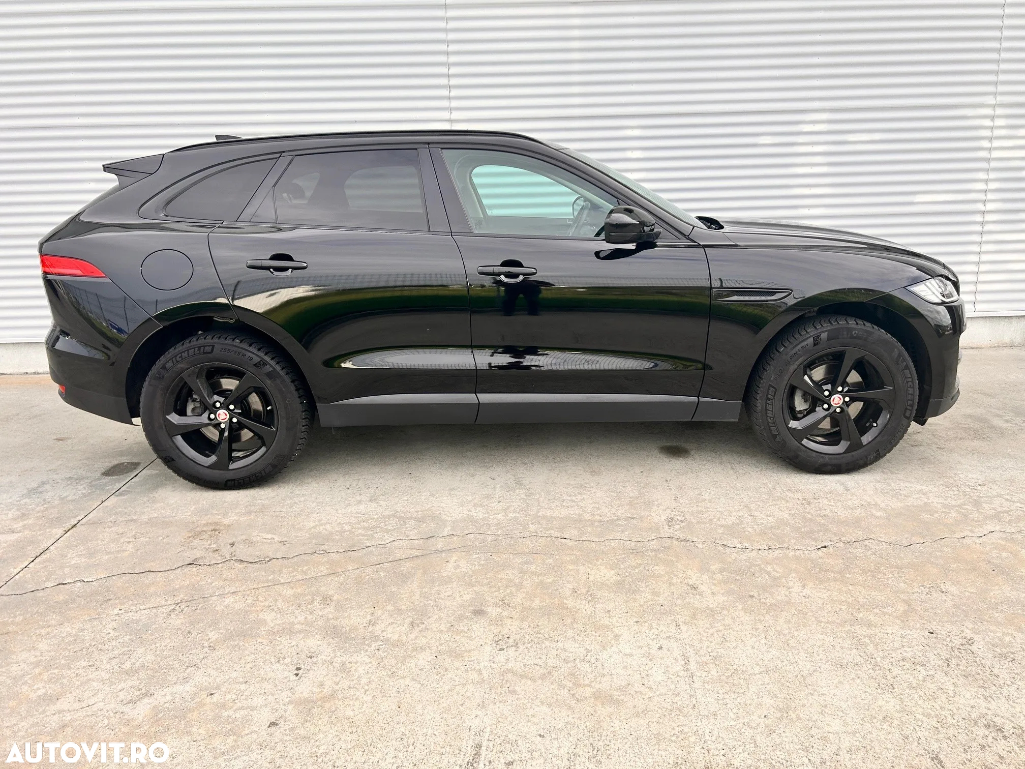 Jaguar F-Pace 20d AWD Prestige - 3