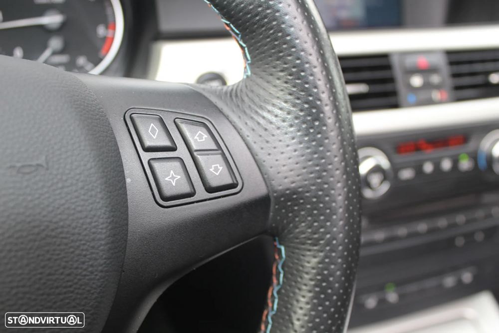 BMW 320 d Cabrio - 25