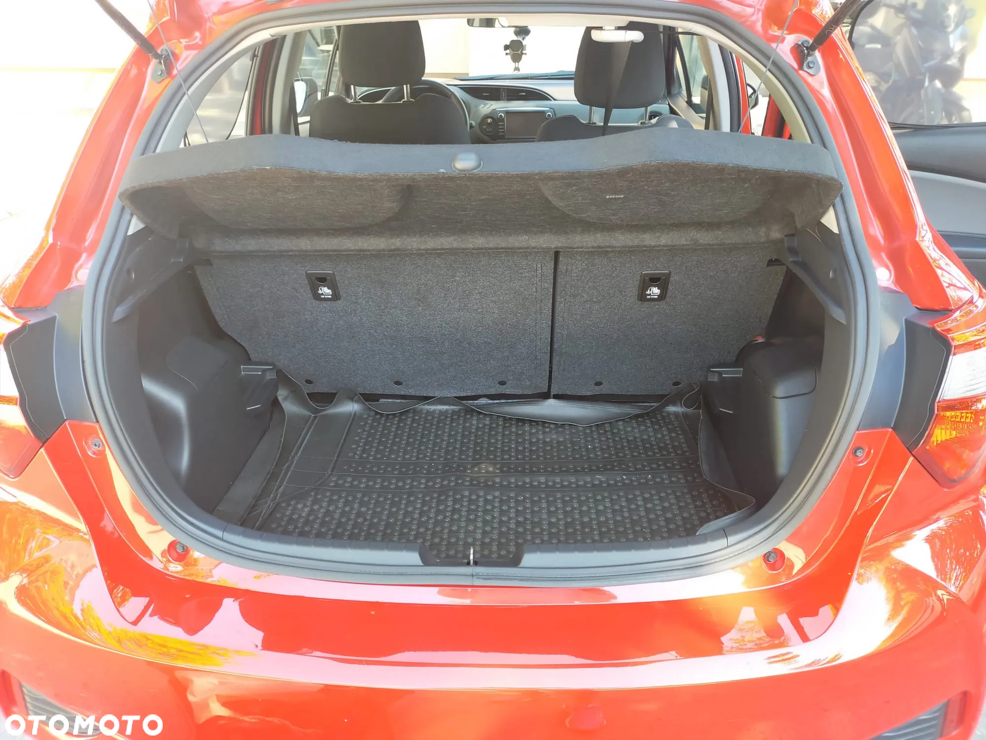 Toyota Yaris - 6