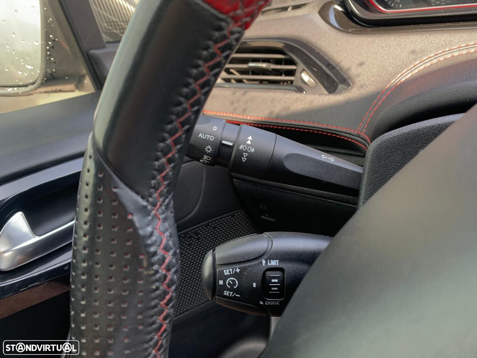 Peugeot 208 1.6 THP GTi - 26