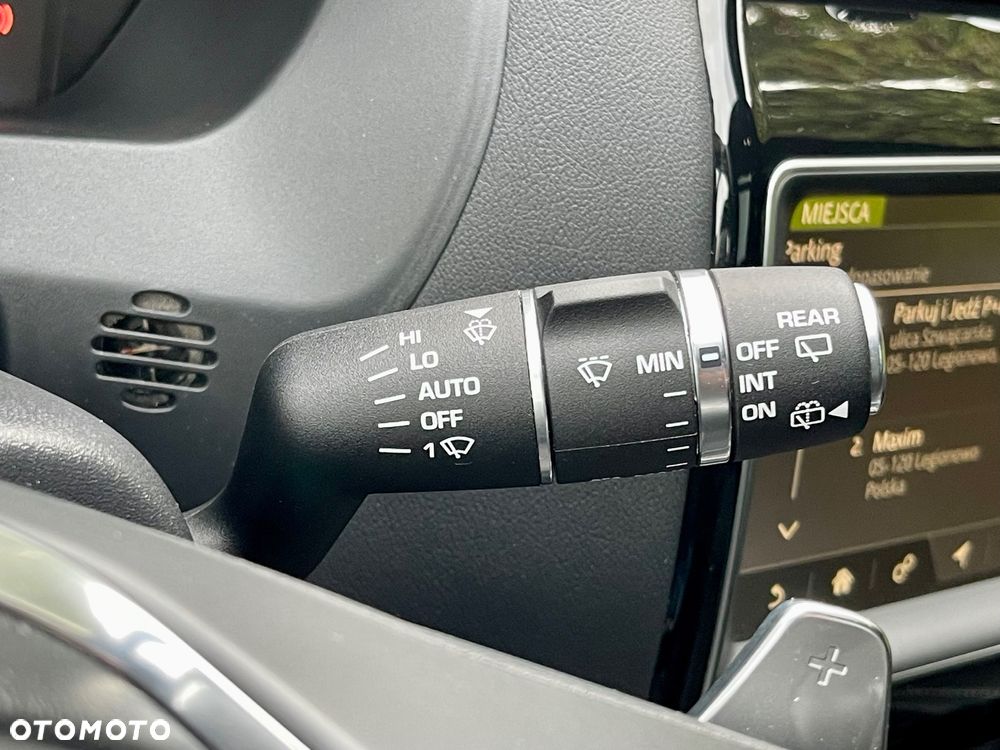 Jaguar F-Pace 25t AWD Portfolio - 26