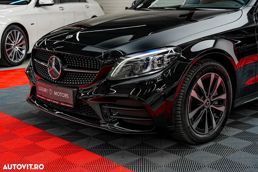Mercedes-Benz C 300 9G-TRONIC AMG Line - 17