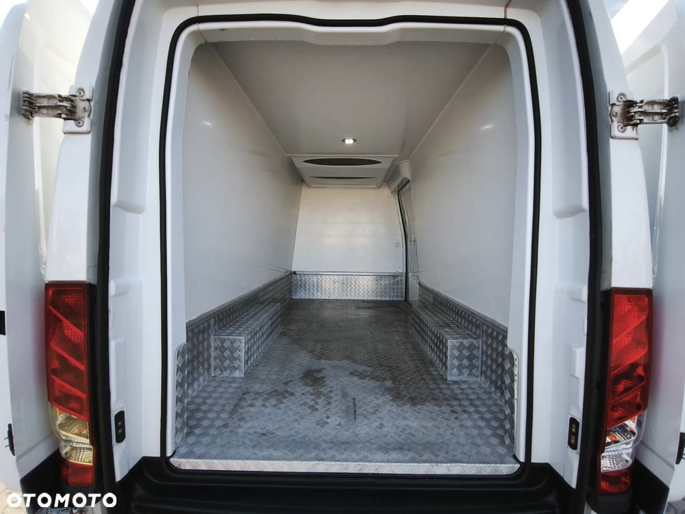 Iveco DAILY - 16