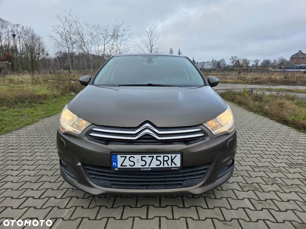 Citroën C4 HDi 115 Attraction - 2
