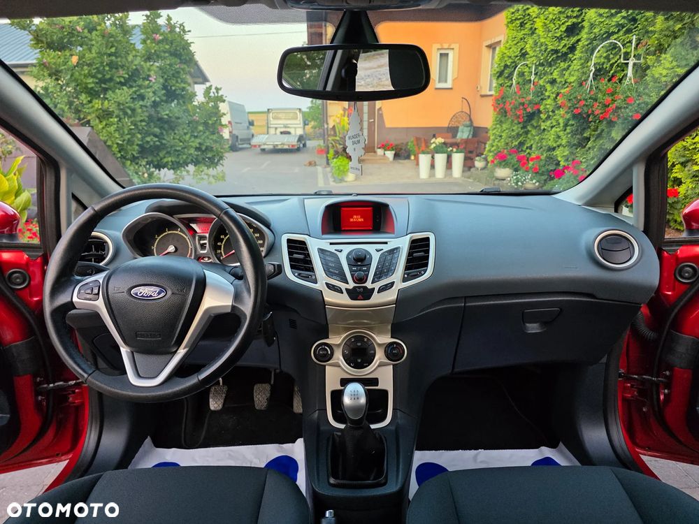 Ford Fiesta 1.25 Titanium - 30