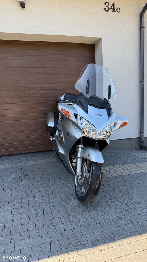 Honda ST - 2