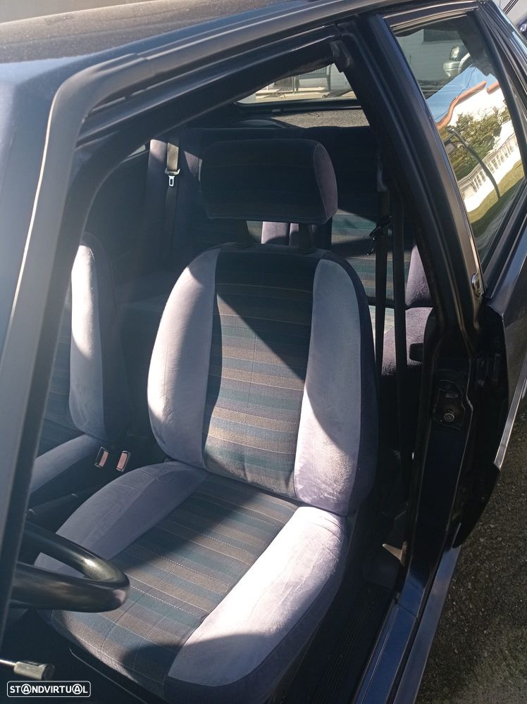 Lancia Delta 1.3 LX - 7