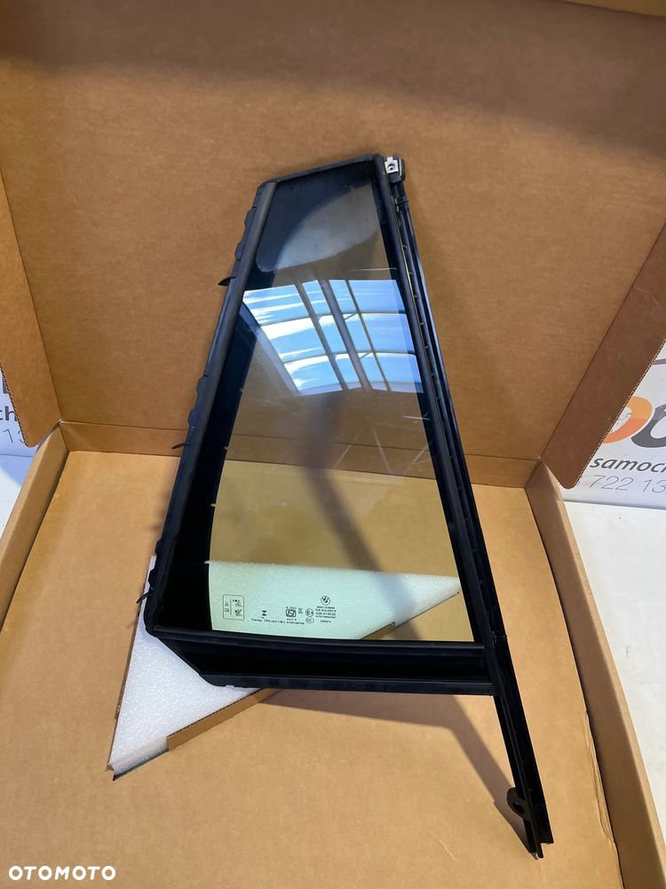 Szyba drzwi tył prawy BMW X5 G05 51357428712 742871215 2024R - 1