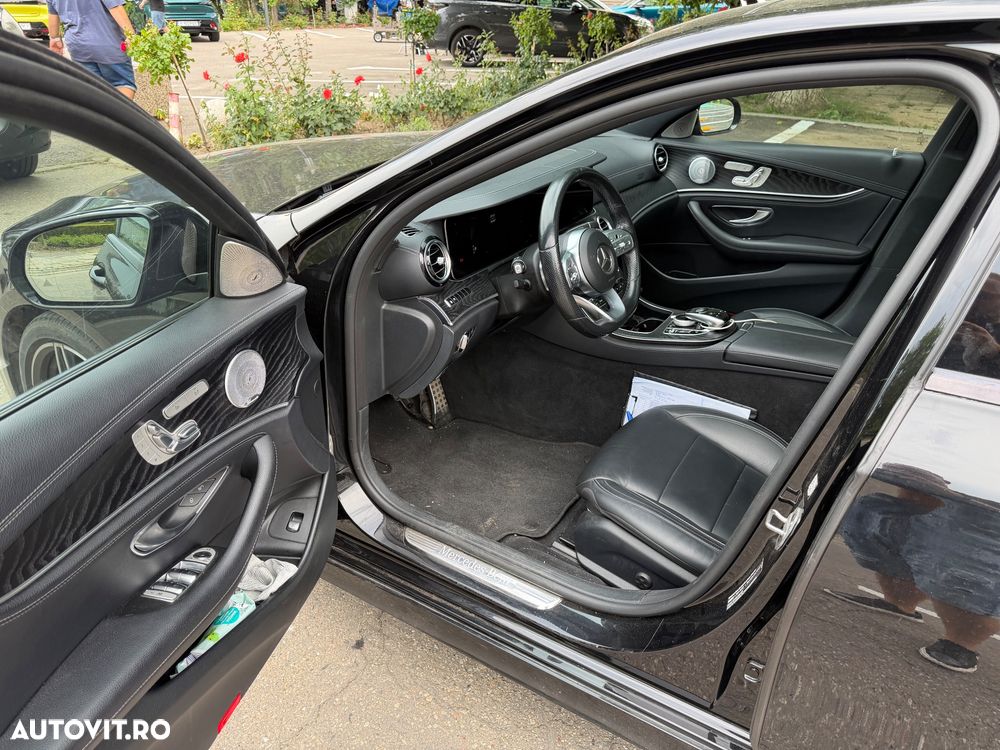 Mercedes-Benz E 200 Aut. - 1