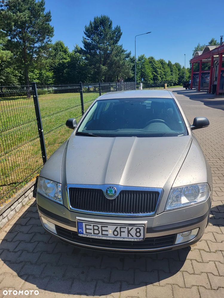 Skoda Octavia 1.6 Tour - 3