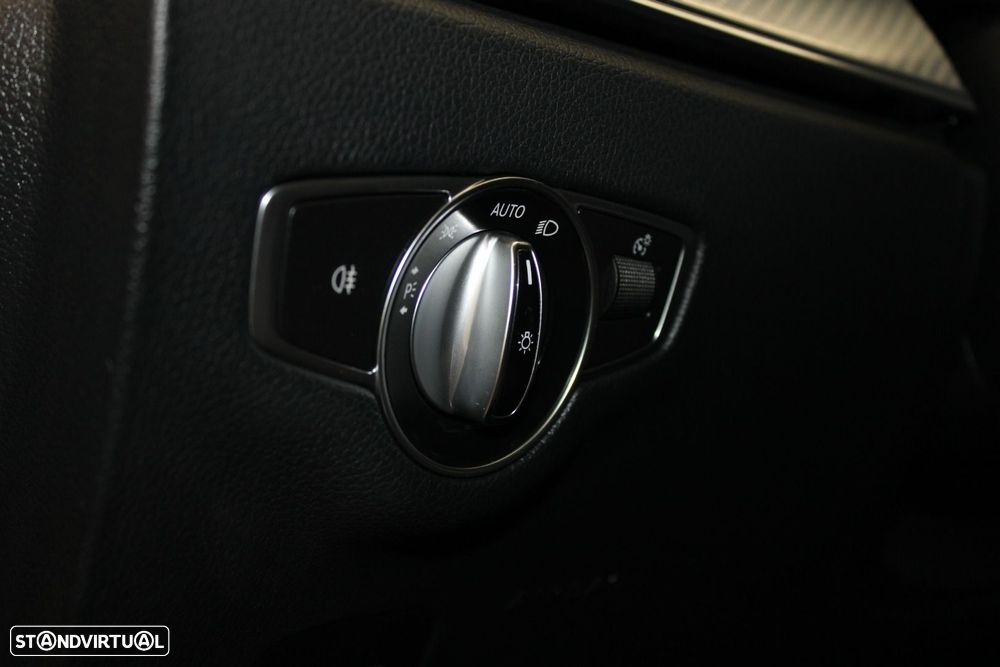 Mercedes-Benz E 300 de Avantgarde - 10