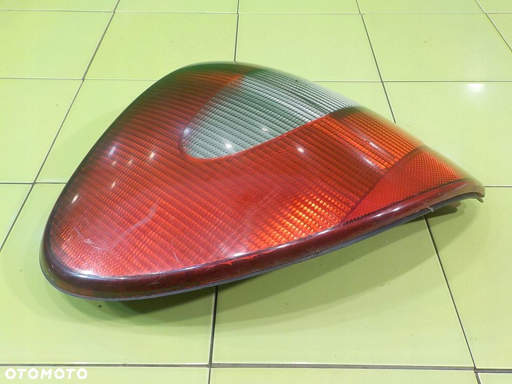 CHRYSLER GRAND VOYAGER IV LIFT 2.8 CRD AUT 07r 5D lampa lewa tyl 153671 - 2