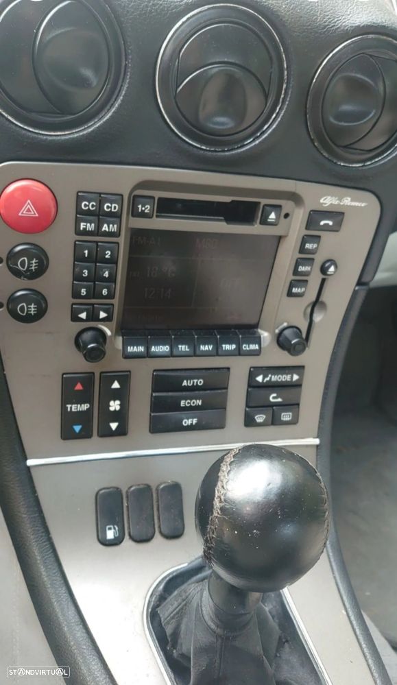 Alfa Romeo 166 2.4 JTD - 5