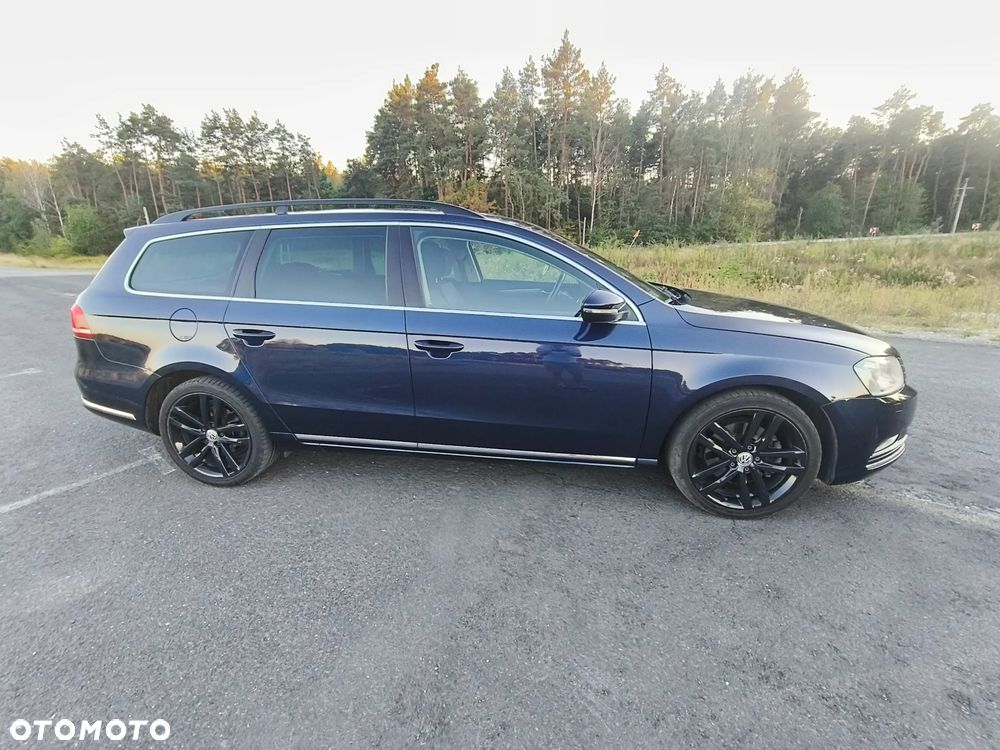 Volkswagen Passat 2012 photo 3