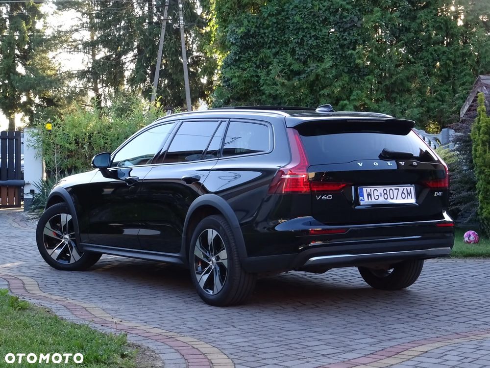 Volvo V60 Cross Country B4 D AWD Plus - 8