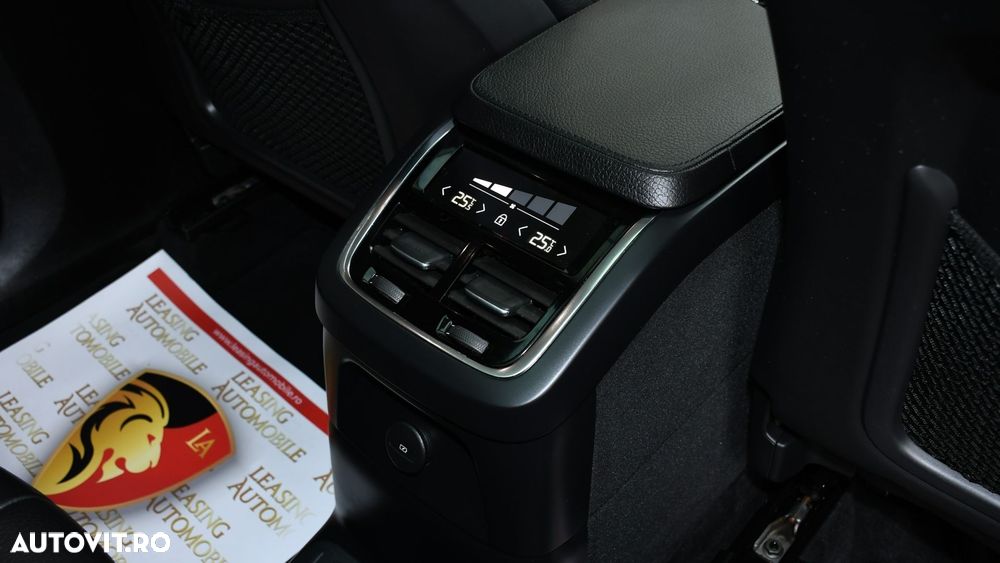 Volvo XC 90 Recharge T8 eAWD Inscription - 24