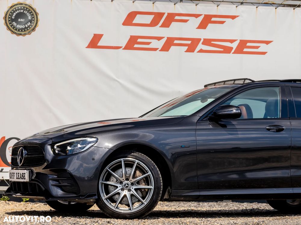 Mercedes-Benz E 300 de 4Matic 9G-TRONIC AMG Line - 12