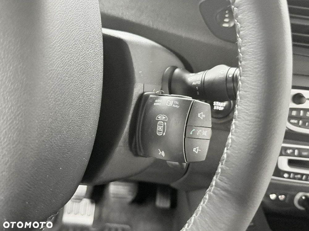 Renault Grand Scenic dCi 130 FAP Dynamique - 24