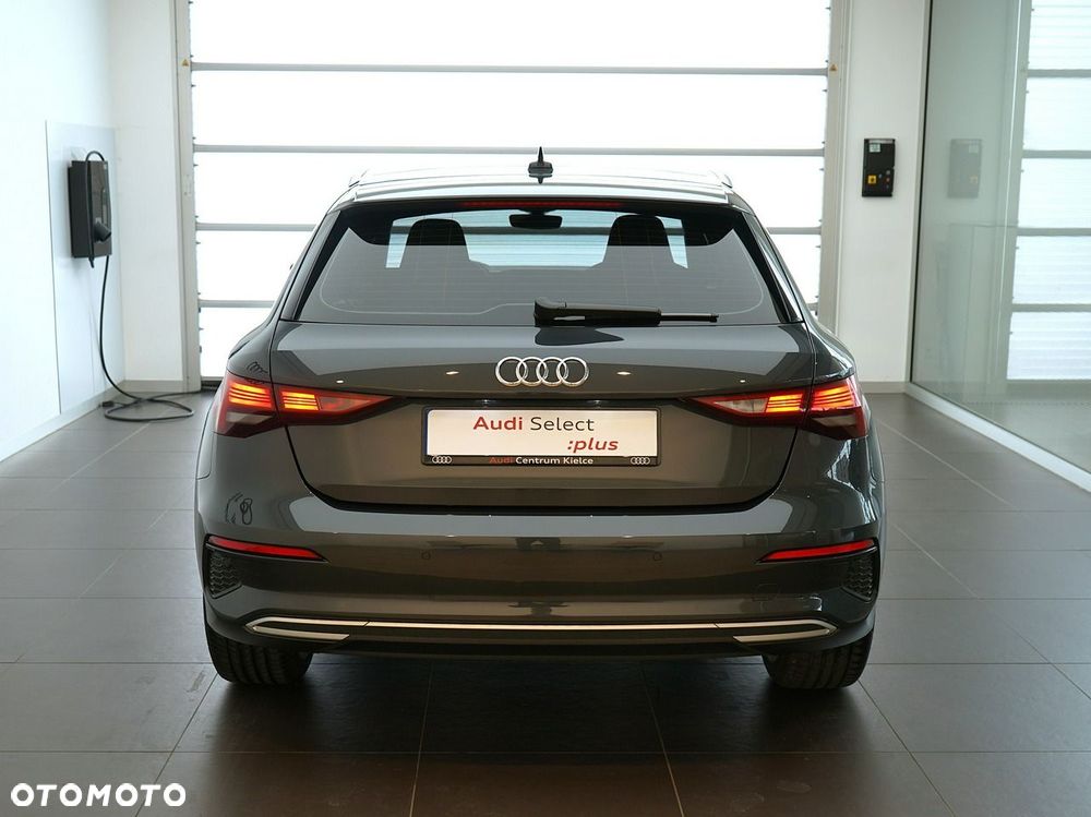 Audi A3 Sportback - 4