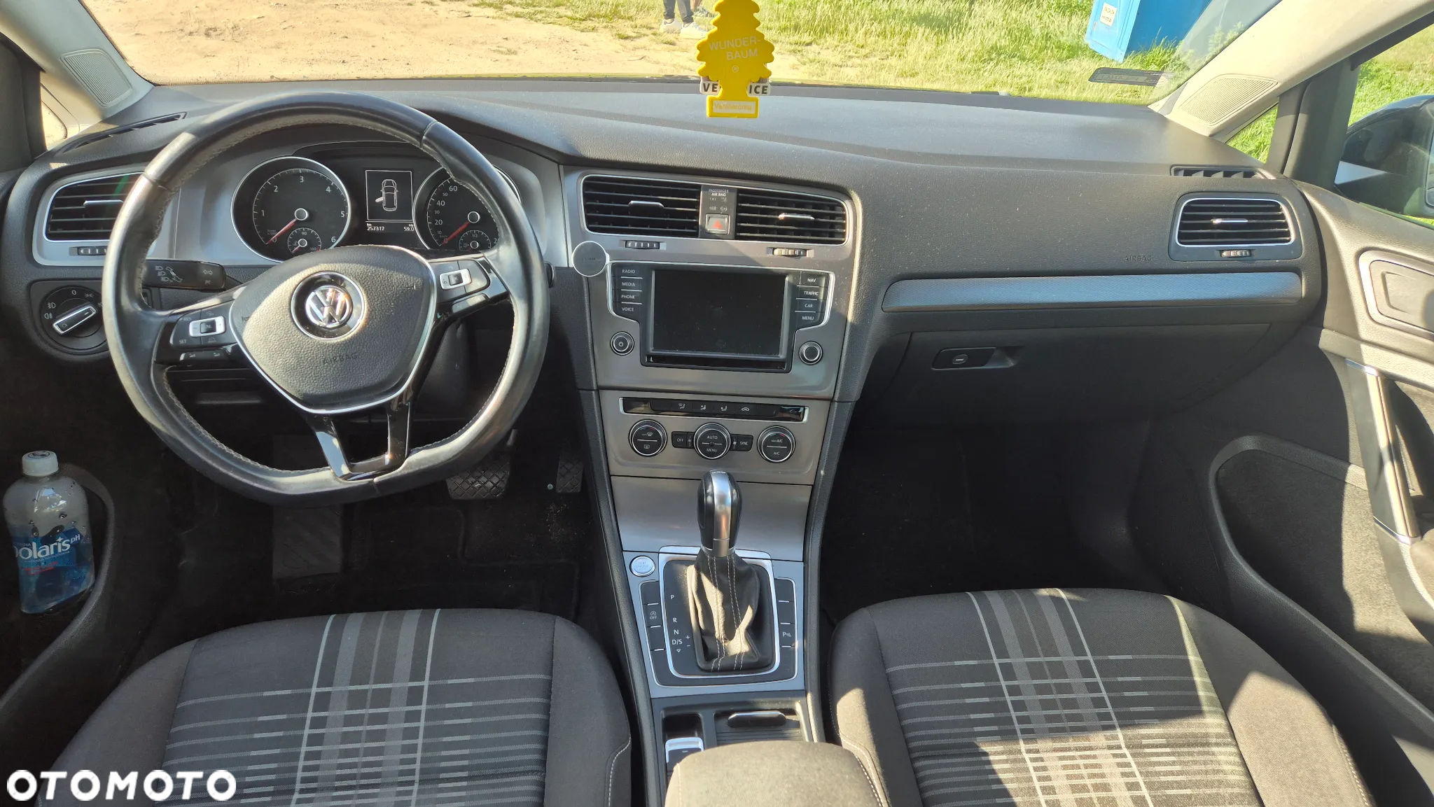 Volkswagen Golf VII 1.6 TDI BMT Trendline DSG - 10