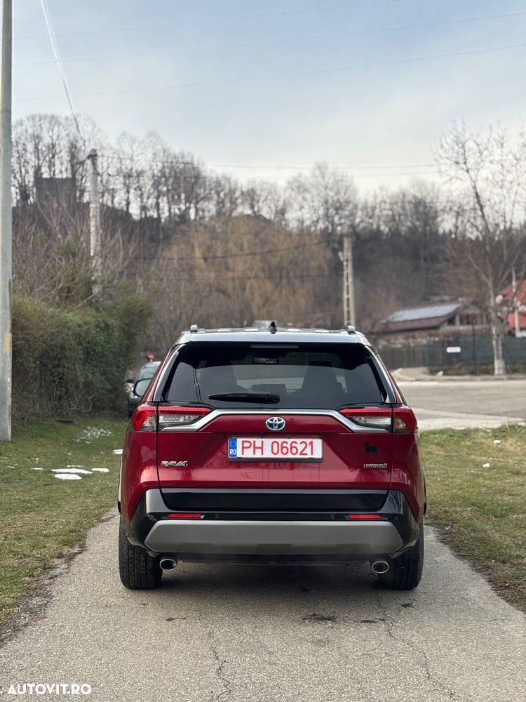 Toyota RAV4 - 5