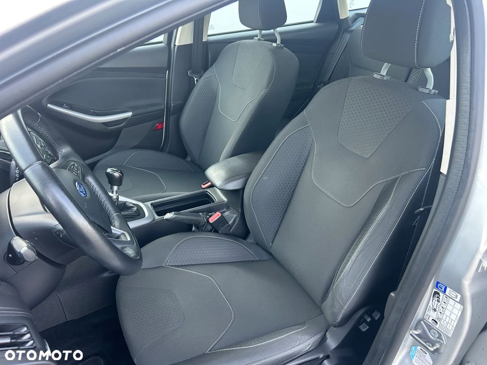 Ford Focus 1.0 EcoBoost Gold X (Edition) - 23