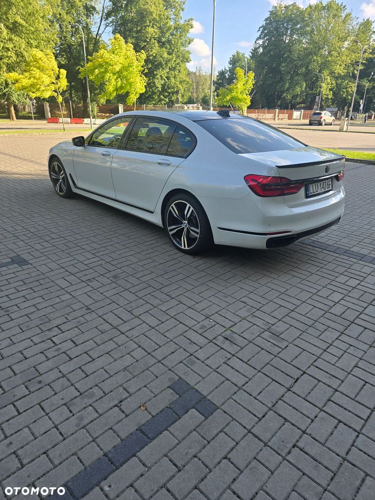 BMW Seria 7 730Ld xDrive - 12