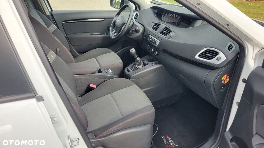 Renault Scenic dCi 110 Xmod Paris - 7