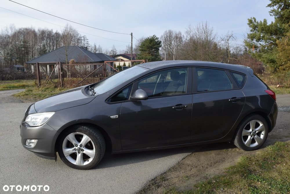 Opel Astra 1.3 CDTI Enjoy ecoFLEX - 8