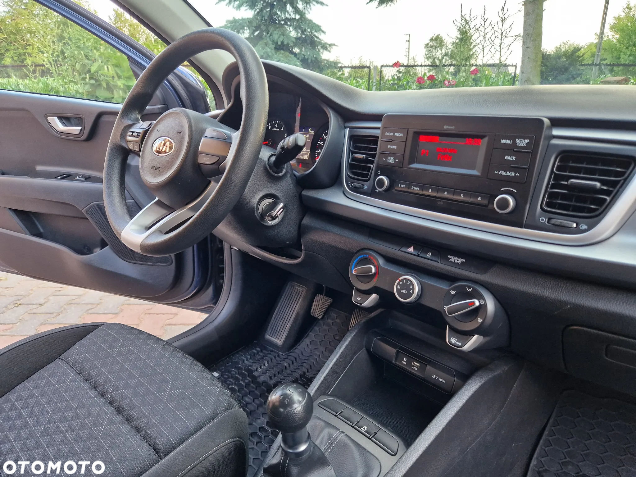 Kia Rio 1.2 L - 29