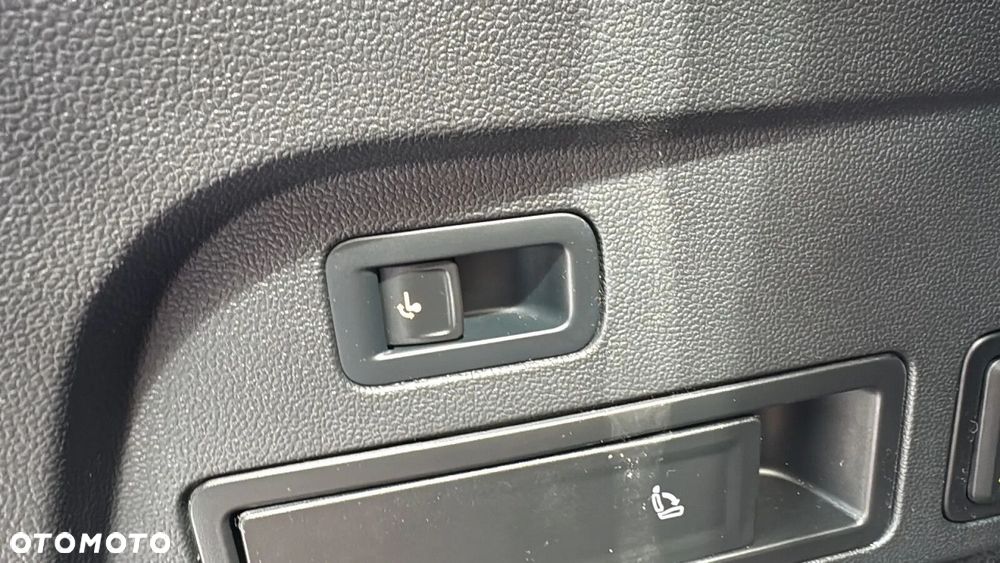 Volkswagen Tiguan Allspace - 21