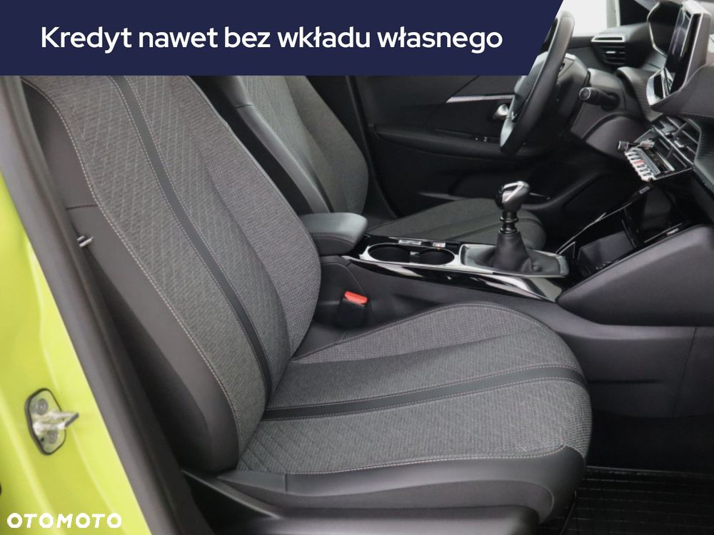 Peugeot 208 - 11