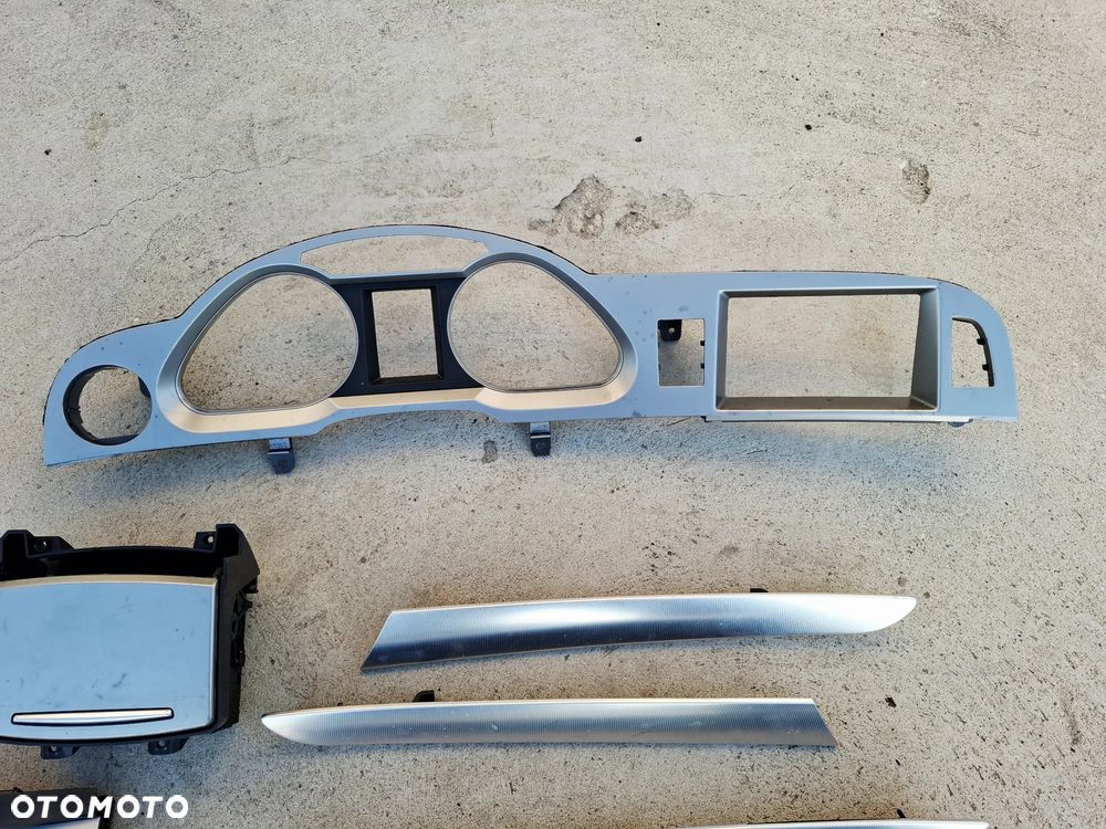 Listwy Dekory Drzwi Aluminium Quattro Komplet Audi A6 C6 - 9