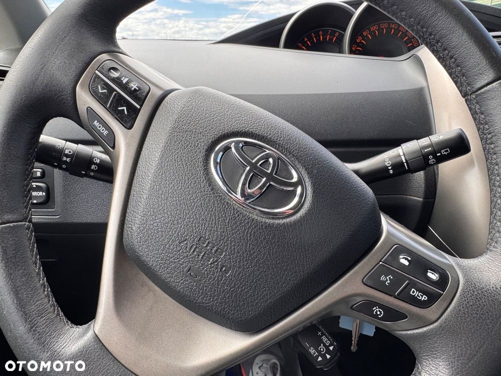 Toyota Verso 1.6 7-Sitzer Life - 37
