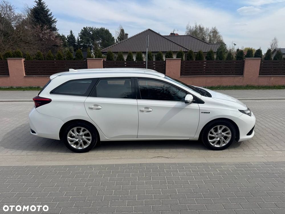 Toyota Auris - 9