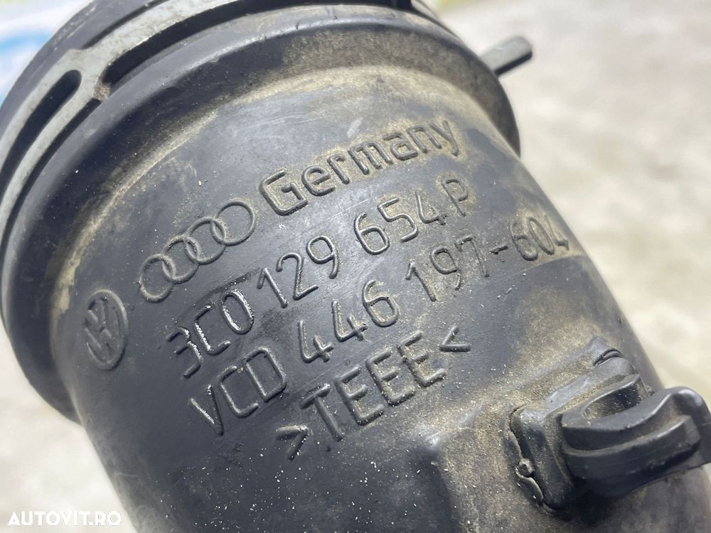 Furtun admisie 3C0129654P  2.0 tdi BMN Audi A3 8P/8PA [facelift] [200 - 3