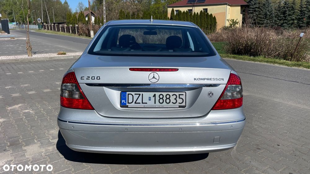 Mercedes-Benz Klasa E - 13